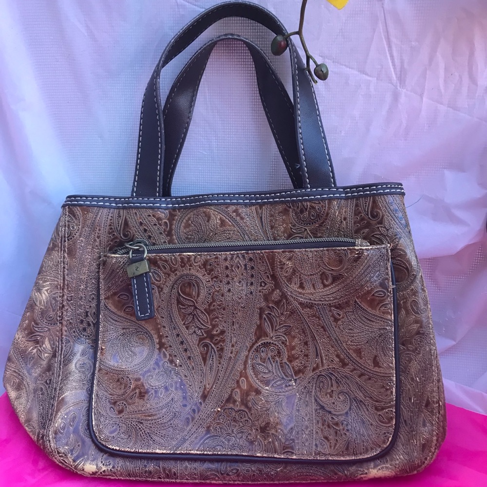 Relic Shoulder Bag - Picture 3 of 5